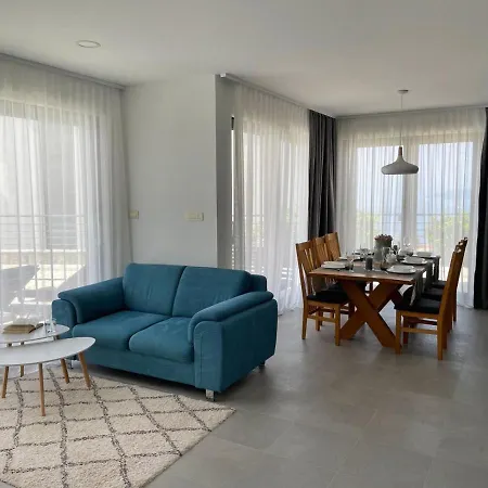 Lyubov Villa Makarska